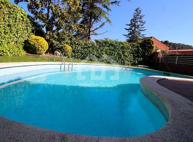 e2ae7625-0003503183